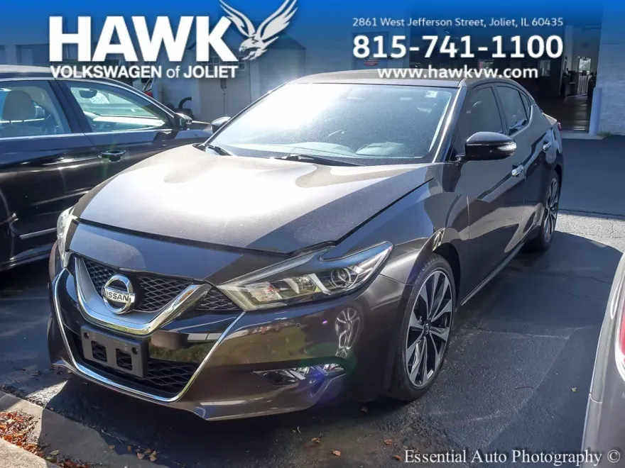2016 Nissan Maxima SR photo 1