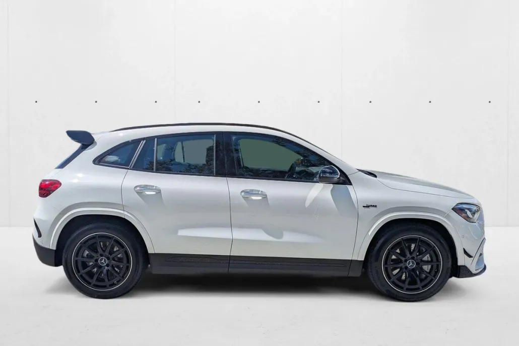 2025 Mercedes Benz GLA AMG 35 4MATIC photo 1
