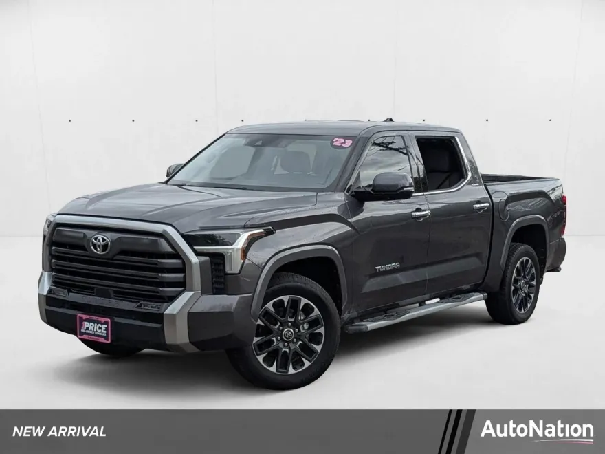 2023 Toyota Tundra Limited CrewMax photo 1