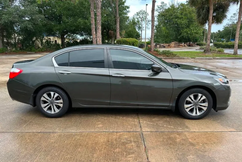 2014 Honda Accord LX photo 1