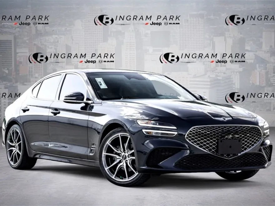 2022 Genesis G70 2.0T photo 1