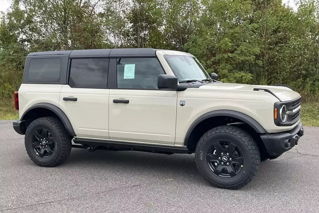 2025 Ford Bronco Big Bend photo 1