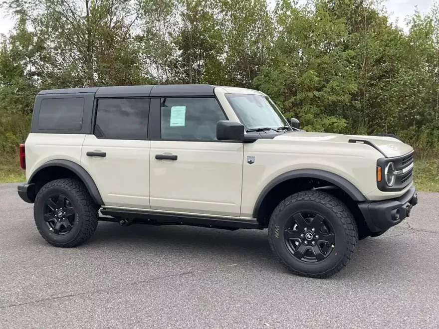 2025 Ford Bronco Big Bend photo 1