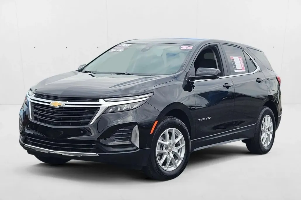 2024 Chevrolet Equinox LT photo 1