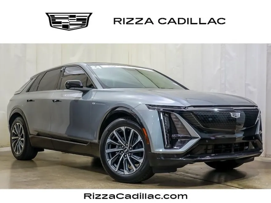 2024 Cadillac Lyriq Sport photo 1