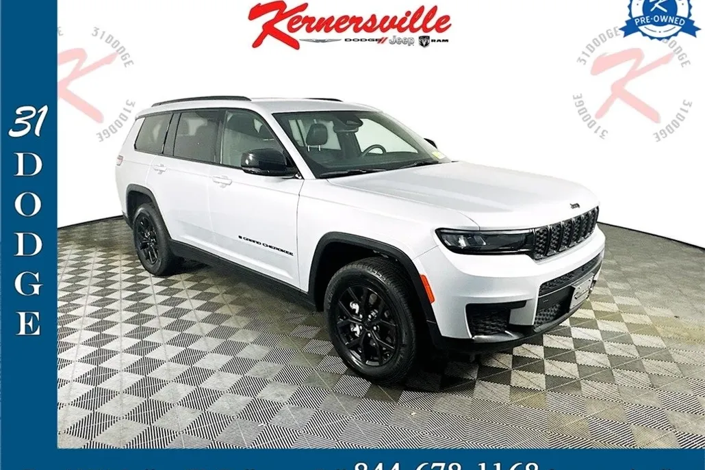 2024 Jeep Grand Cherokee Altitude photo 1