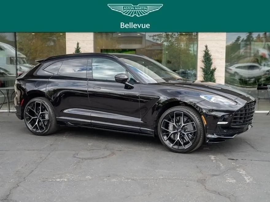 2025 Aston Martin DBX photo 1