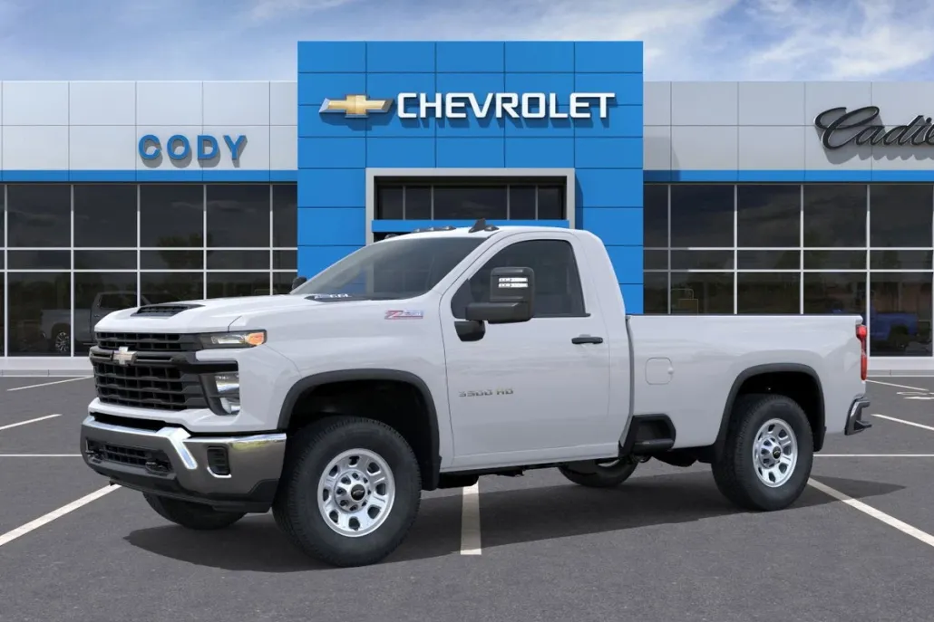2026 Chevrolet Silverado 3500HD photo 1