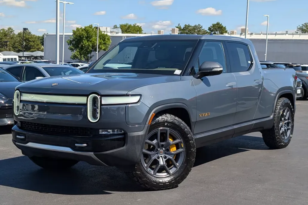 2022 Rivian R1T Adventure photo 1