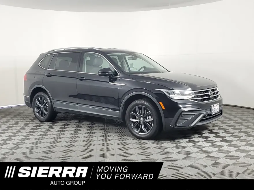 2022 Volkswagen Tiguan SE photo 1