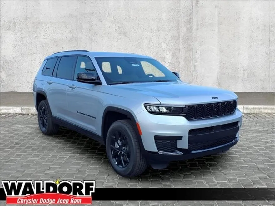 2025 Jeep Grand Cherokee Altitude X photo 1