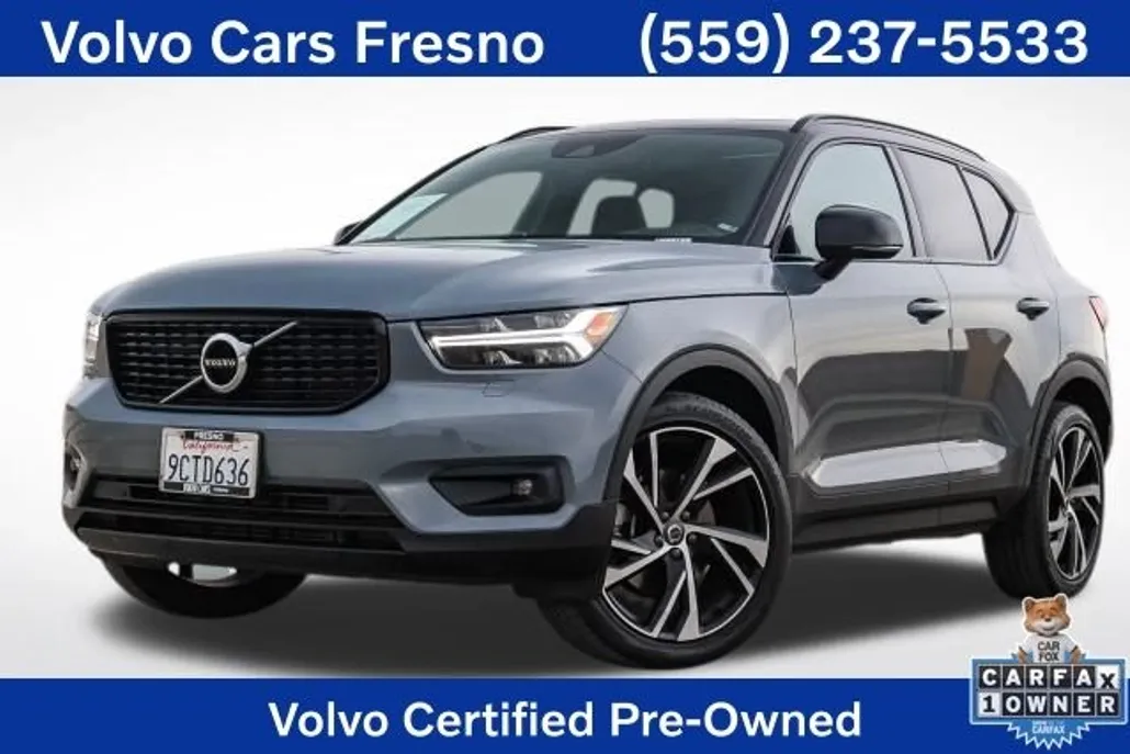 2022 Volvo XC40 R-Design photo 1