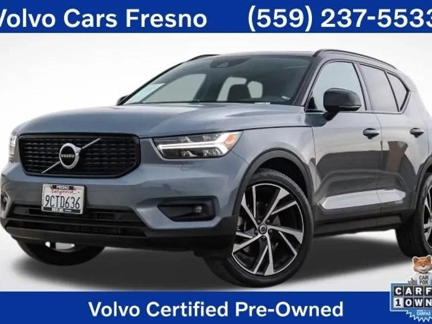 2022 Volvo XC40 R-Design photo 1