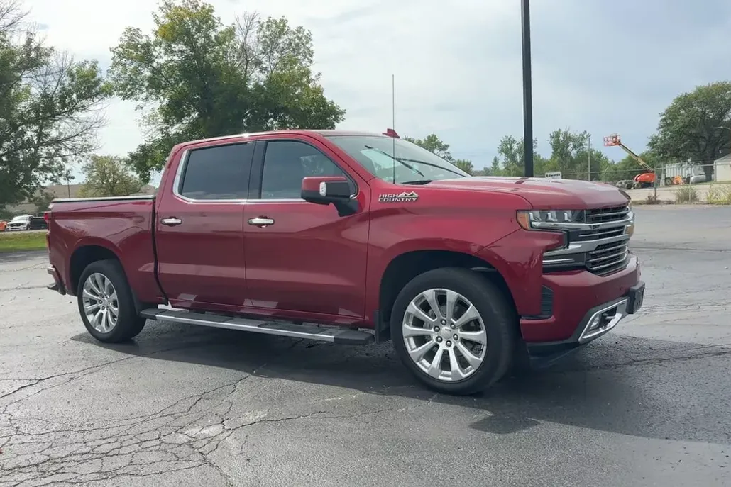2019 Chevrolet Silverado 1500 High Country photo 1