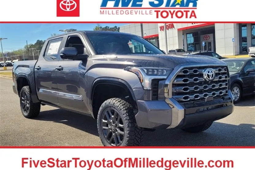 2025 Toyota Tundra Platinum CrewMax photo 1
