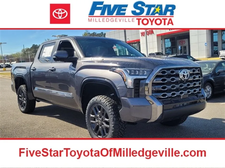 2025 Toyota Tundra Platinum CrewMax photo 1