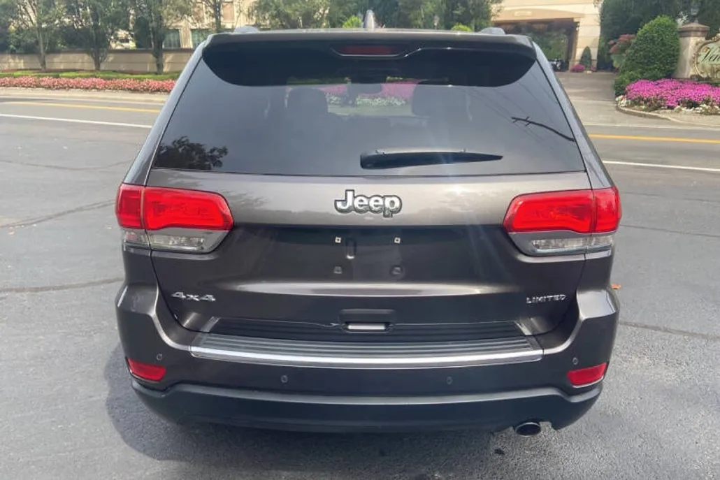 2019 Jeep Grand Cherokee Limited photo 1