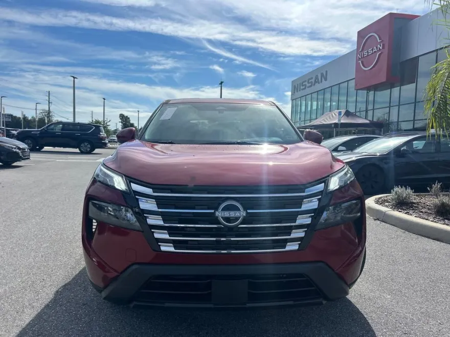 2026 Nissan Rogue SV photo 1