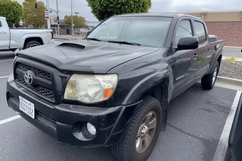 2011 Toyota Tacoma Base photo 1