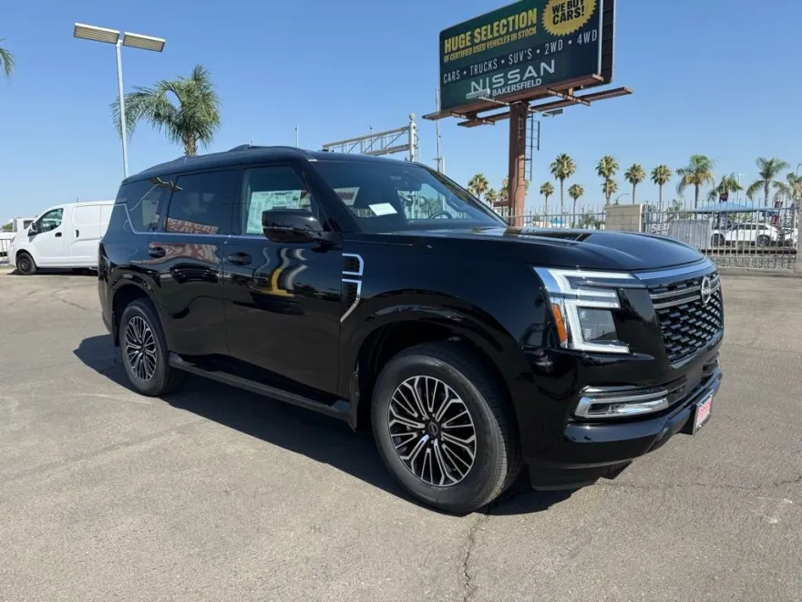 2025 Nissan Armada Platinum photo 1