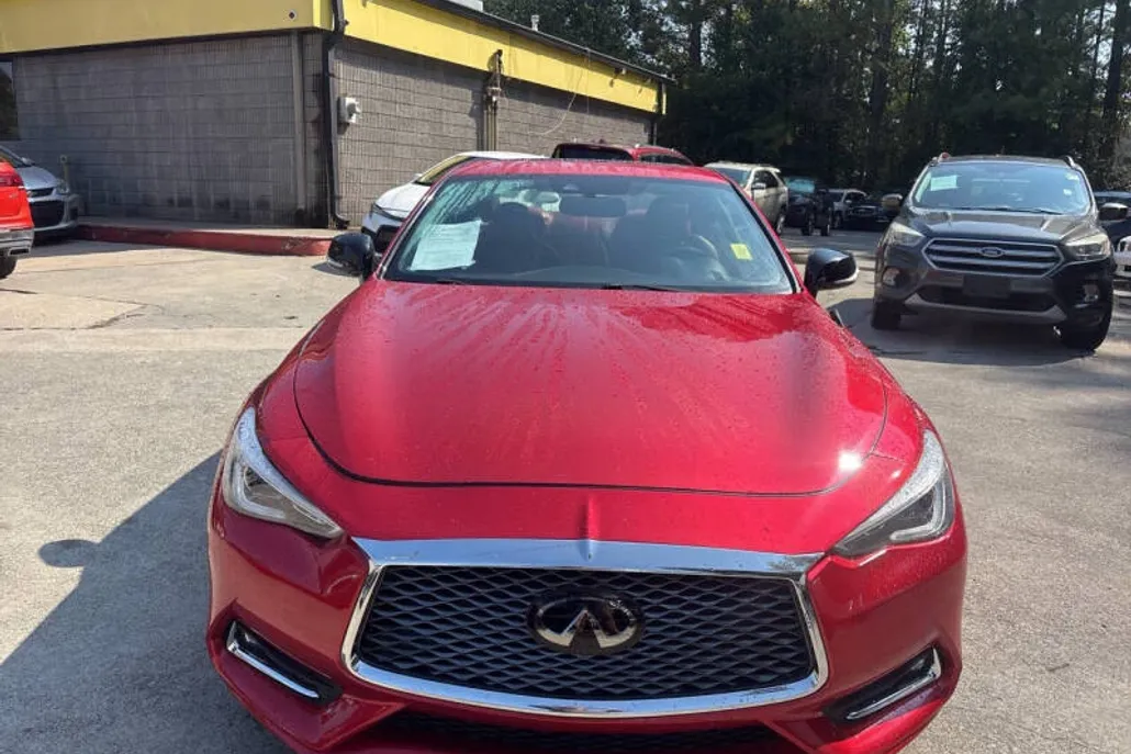 2019 Infiniti Q60 Red Sport 400 photo 1