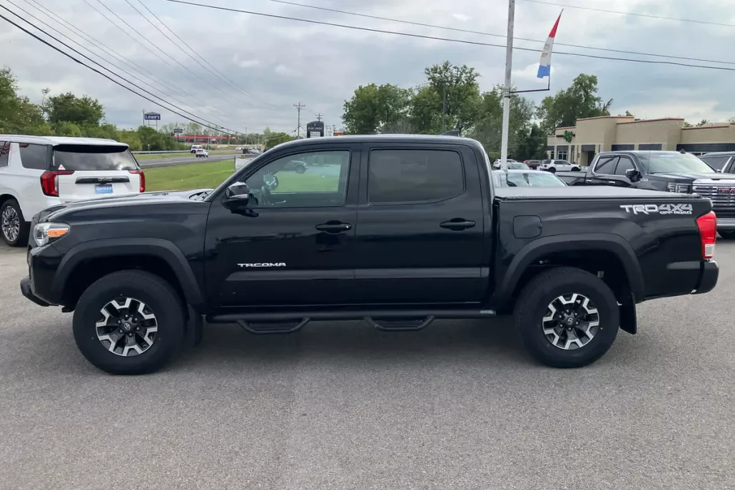 2018 Toyota Tacoma SR5 TRD Pro Sport photo 1