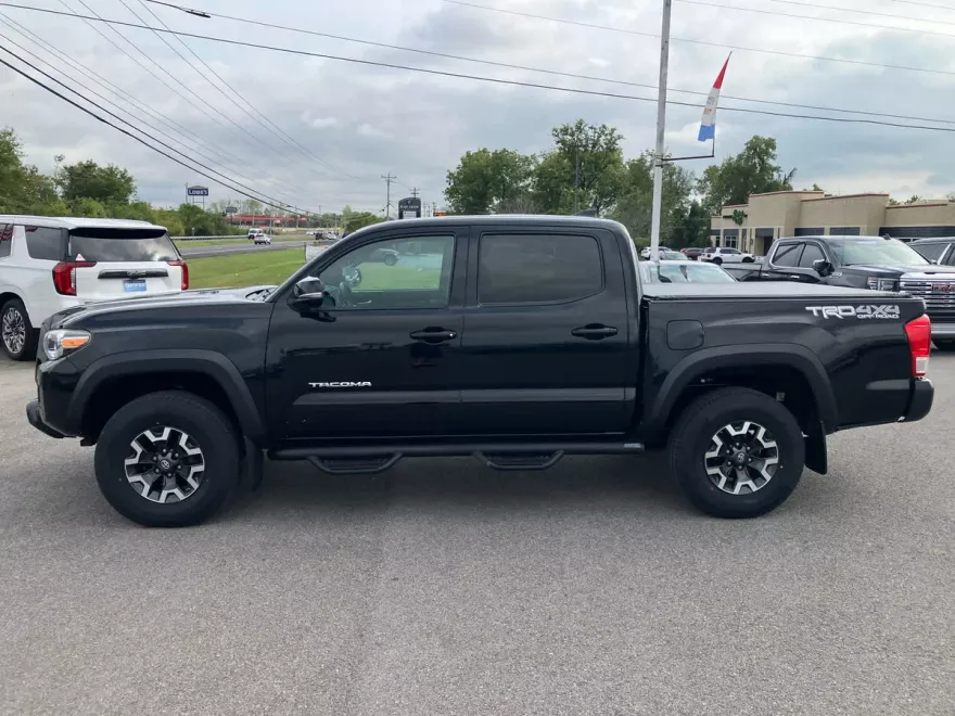 2018 Toyota Tacoma SR5 TRD Pro Sport photo 1