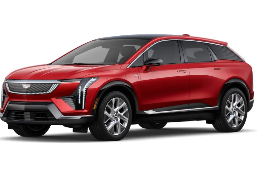 2025 Cadillac Optiq Luxury photo 1