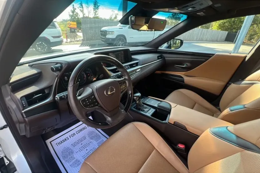 2020 Lexus ES 350 Premium photo 1