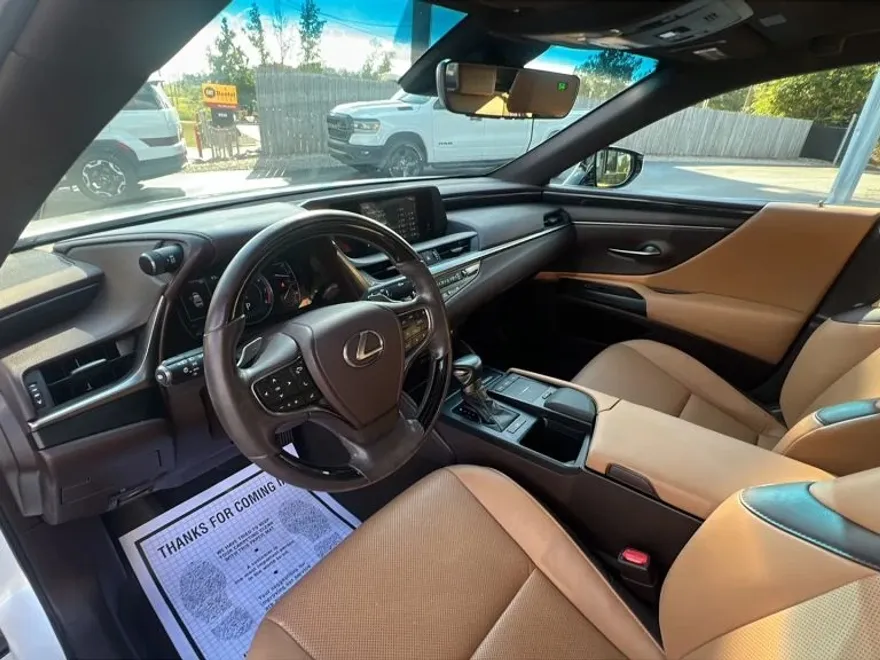 2020 Lexus ES 350 Premium photo 1