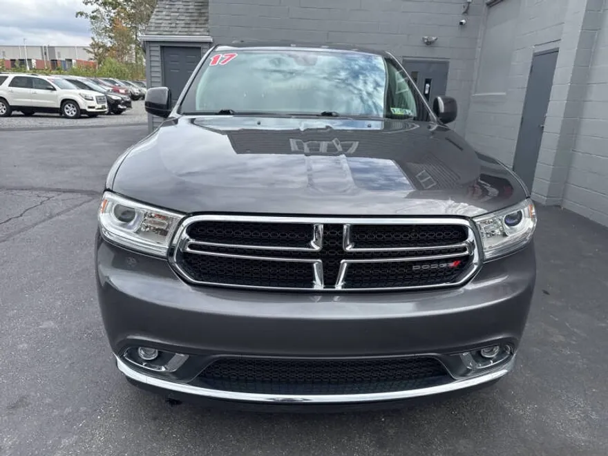 2017 Dodge Durango SXT photo 1