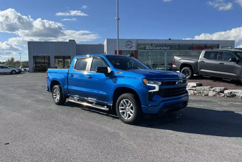 2022 Chevrolet Silverado 1500 RST photo 1