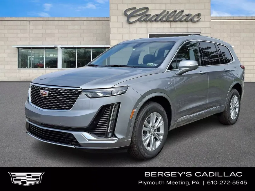 2025 Cadillac XT6 Luxury photo 1