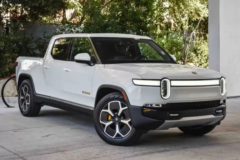 2022 Rivian R1T Adventure photo 1