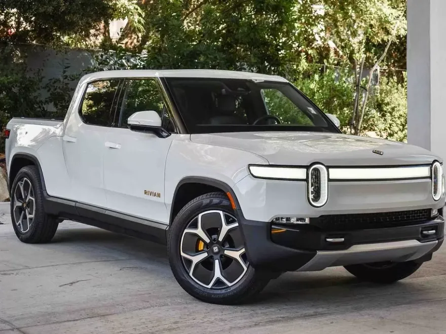 2022 Rivian R1T Adventure photo 1