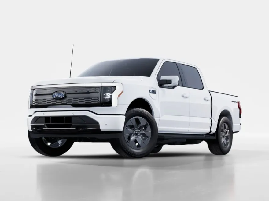 2025 Ford F-150 Lightning Lariat photo 1