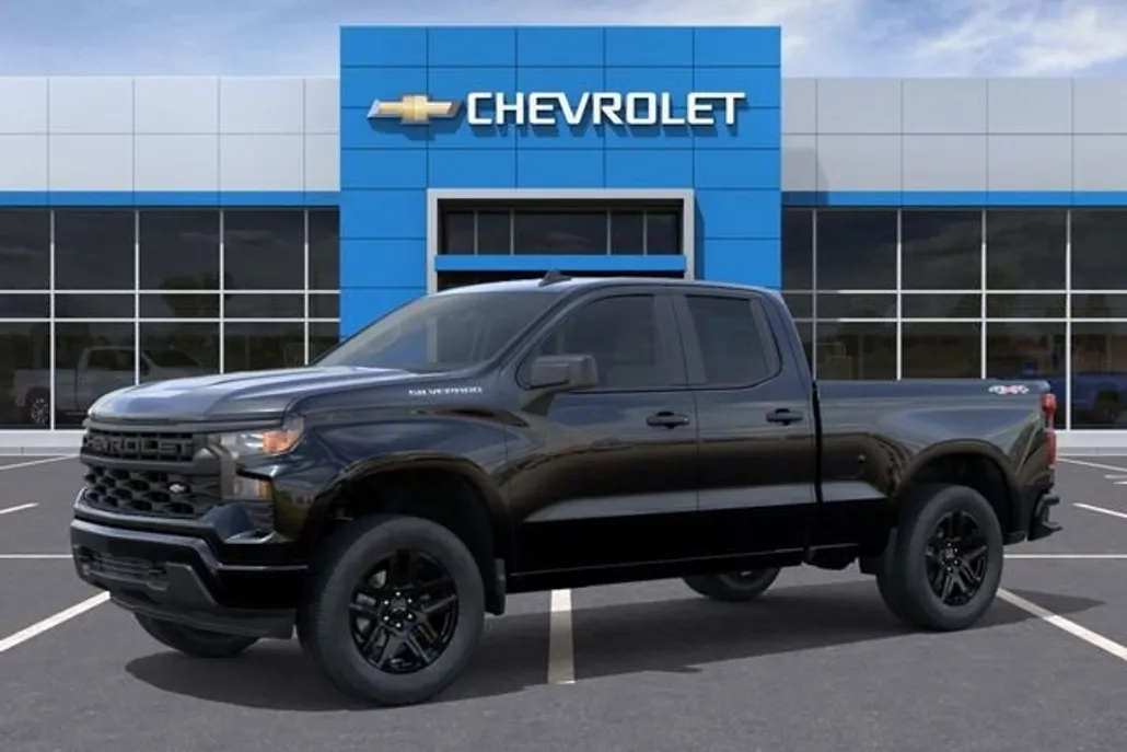 2026 Chevrolet Silverado 1500 Custom photo 1