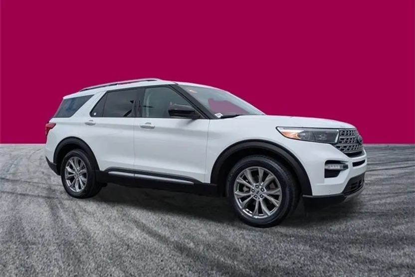 2024 Ford Explorer Limited photo 1