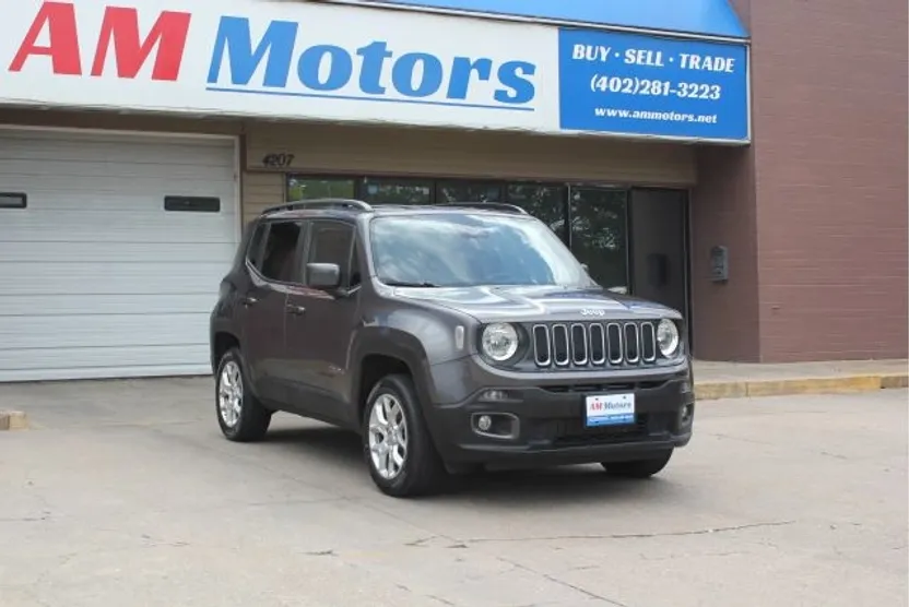 2018 Jeep Renegade Latitude Sport photo 1
