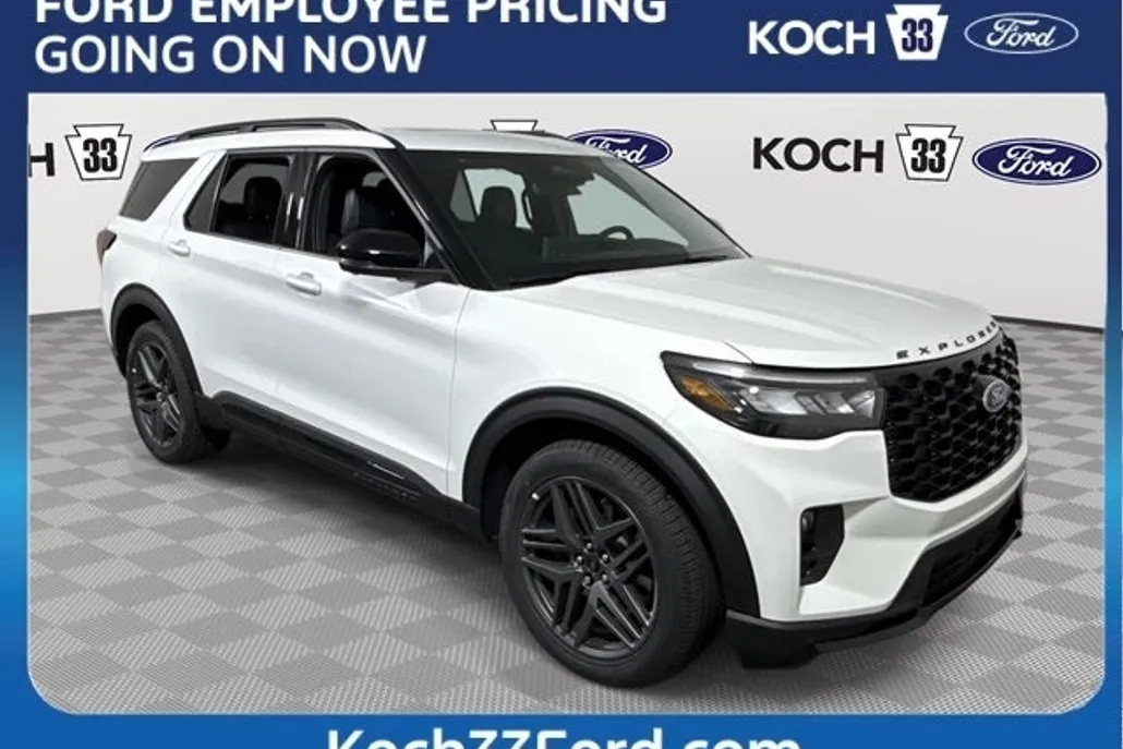2025 Ford Explorer ST photo 1