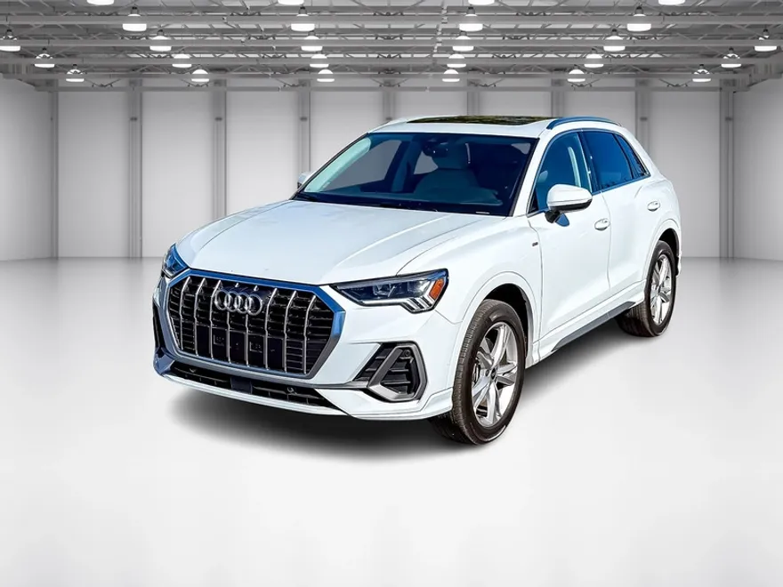 2023 Audi Q3 Premium S line photo 1