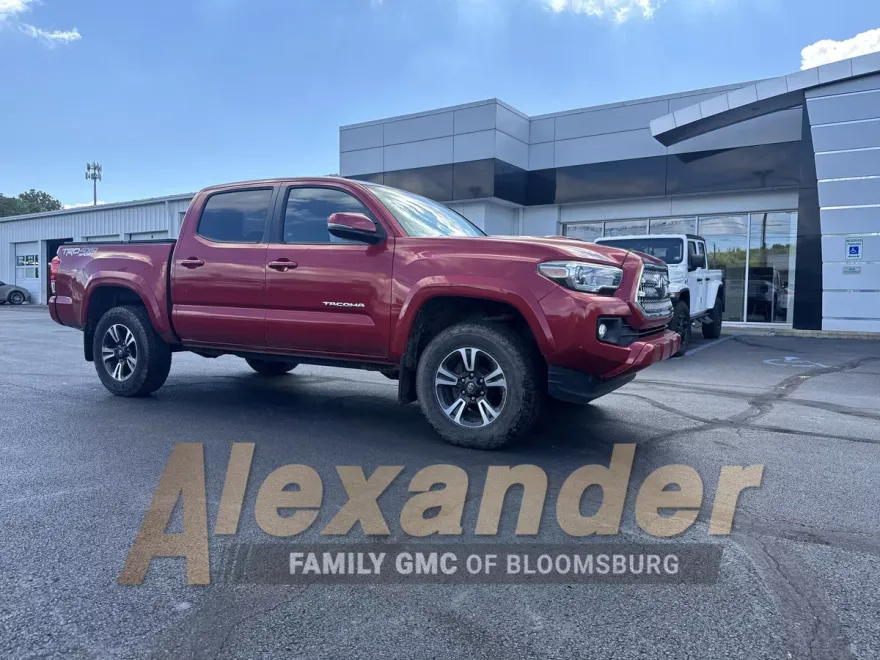 2016 Toyota Tacoma SR photo 1