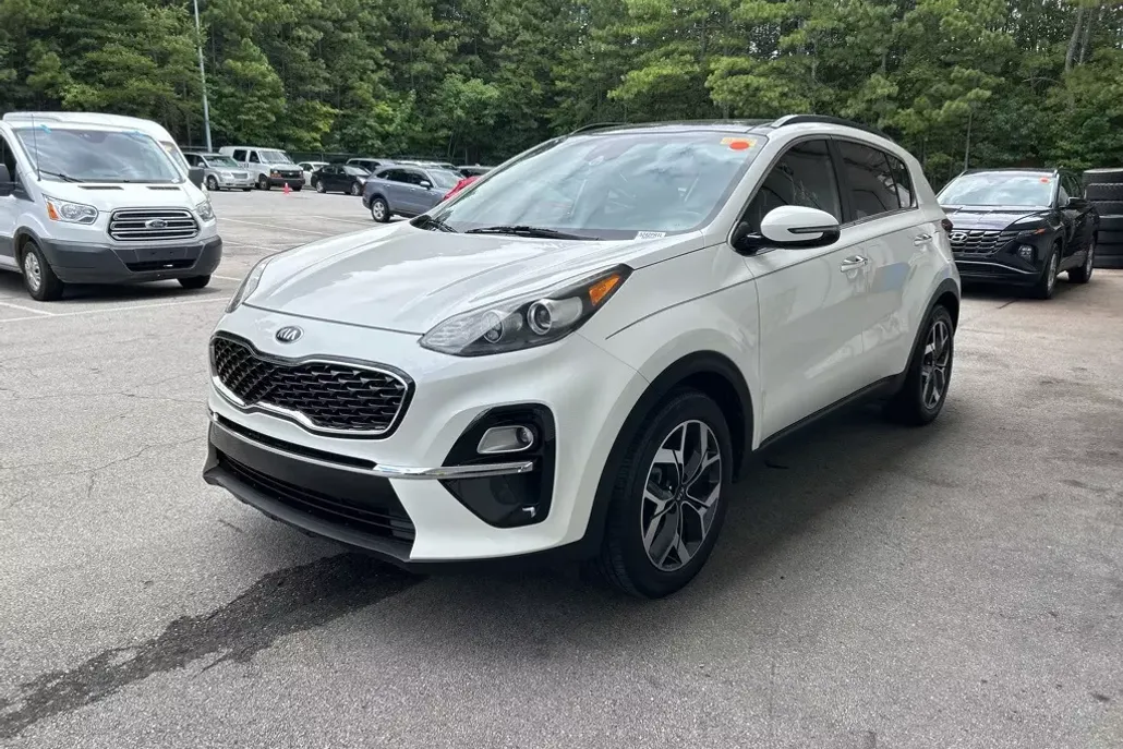 2022 Kia Sportage EX photo 1