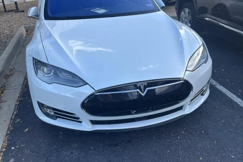 2015 Tesla Model S 85D photo 1