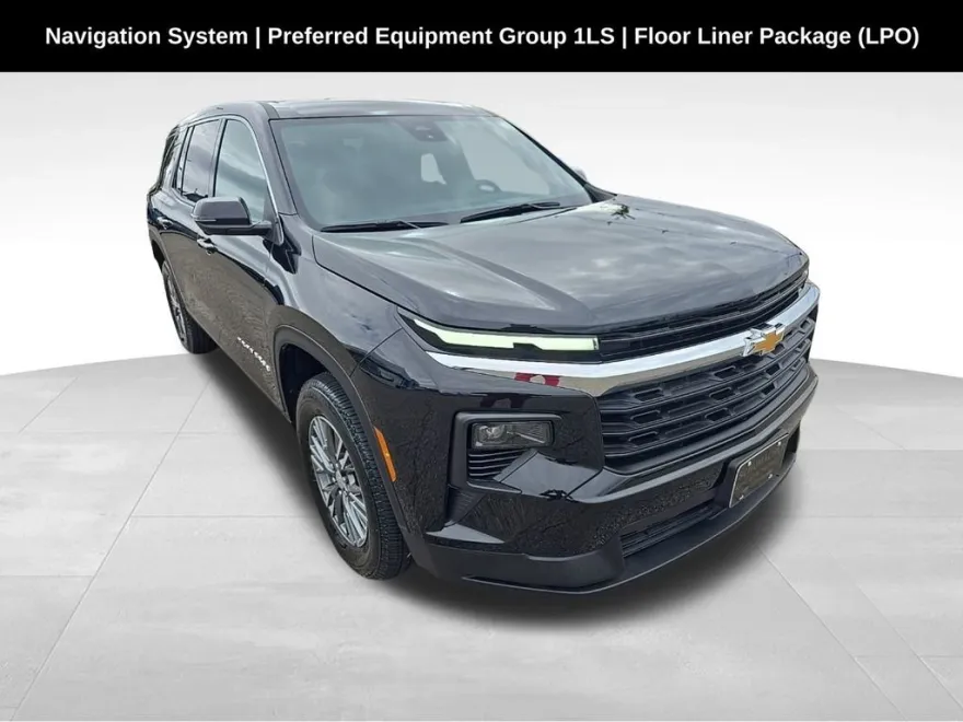 2024 Chevrolet Traverse LS photo 1