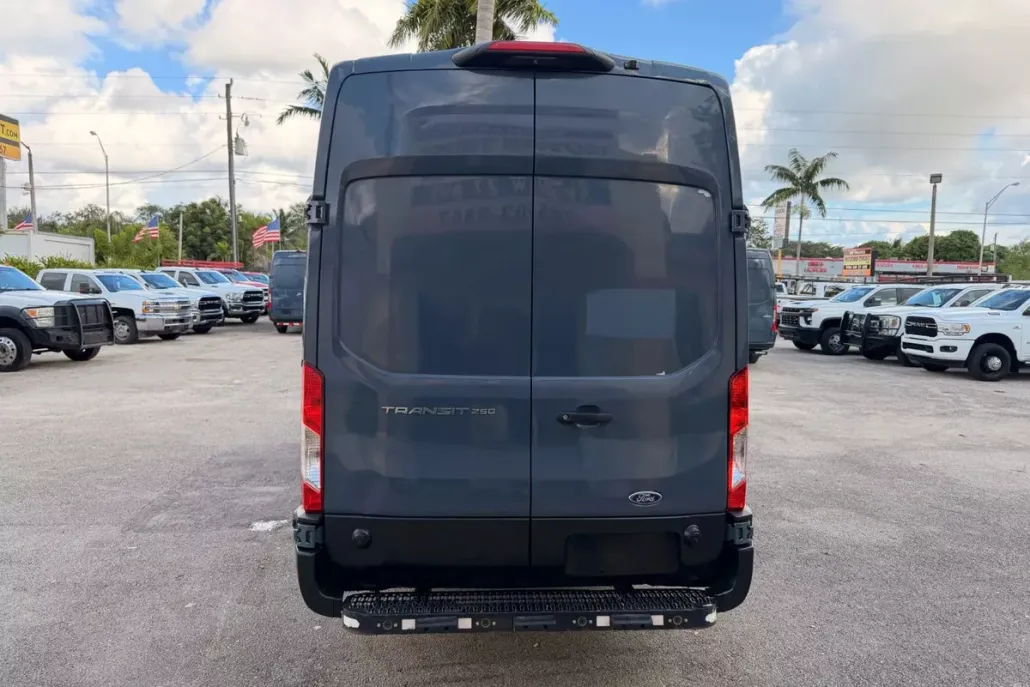 2020 Ford Transit Cargo Van photo 1