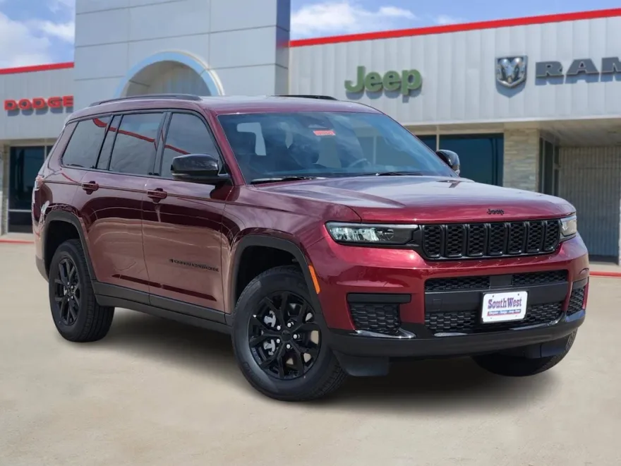 2025 Jeep Grand Cherokee Altitude photo 1