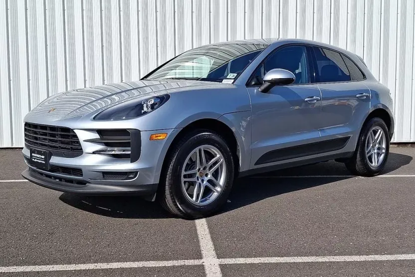 2021 Porsche Macan Base photo 1