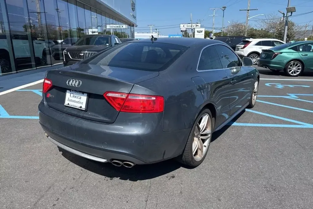 2009 Audi S5 photo 1