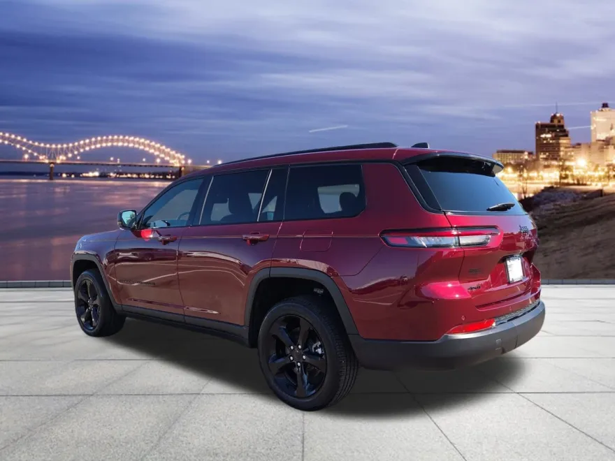 2024 Jeep Grand Cherokee Altitude photo 1